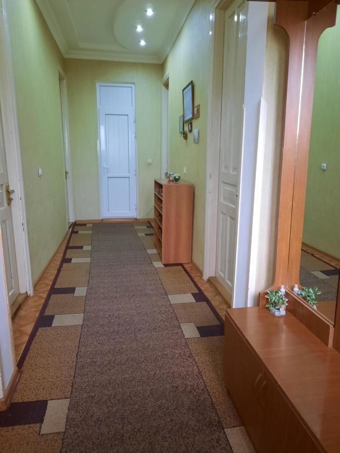 Sisi Guest House Kutaisi Exteriör bild