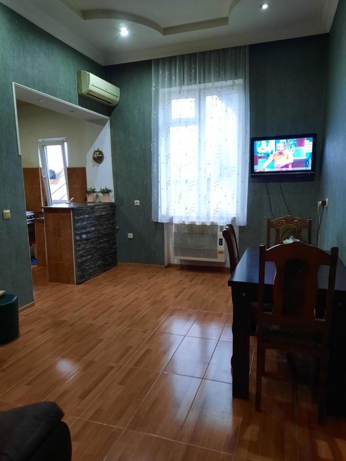 Sisi Guest House Kutaisi Exteriör bild
